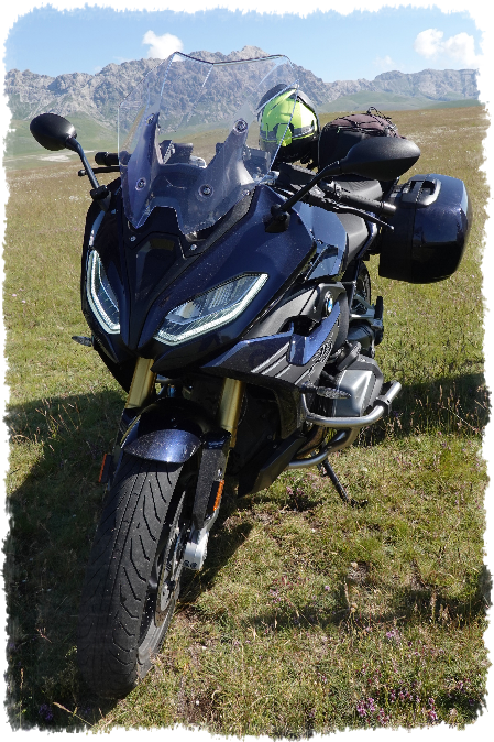 BMW R1250RS